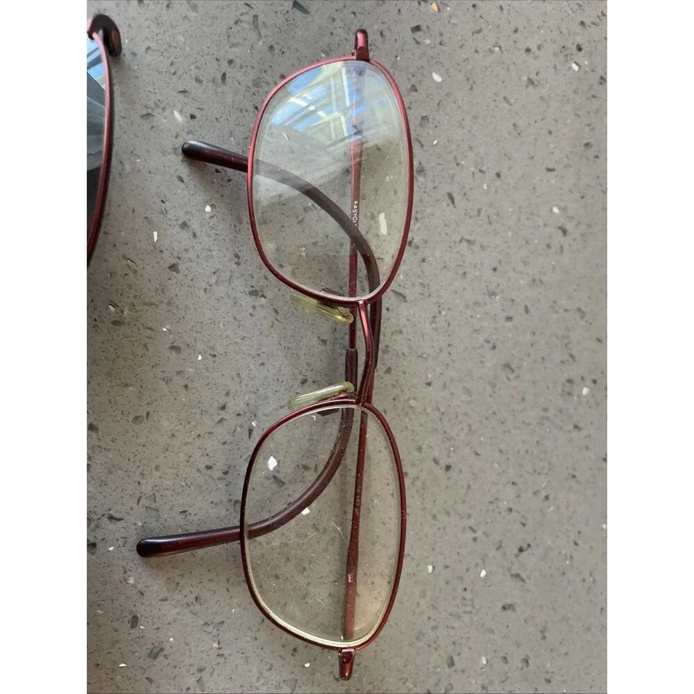 EASYCLIP Eyeglasses Frames ONLY w Sunglasses attachment 49-19-140 red full rim